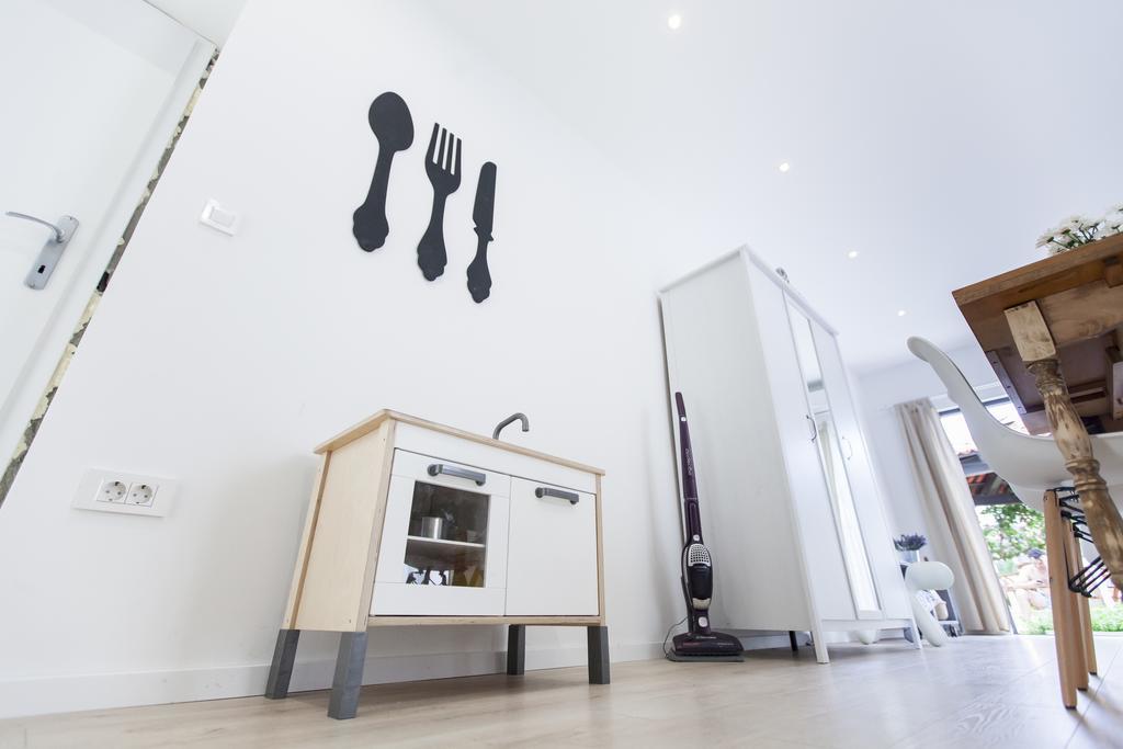 Apartment Tomas Kaštela Zewnętrze zdjęcie